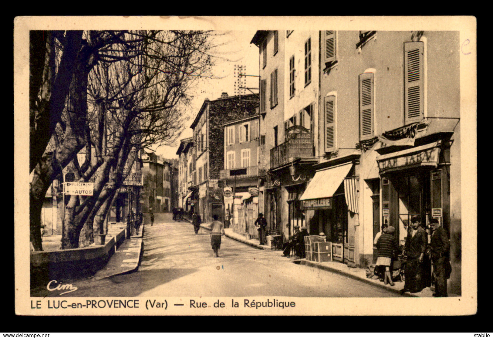 83 - LE LUC - RUE DE LA REPUBLIQUE - Le Luc