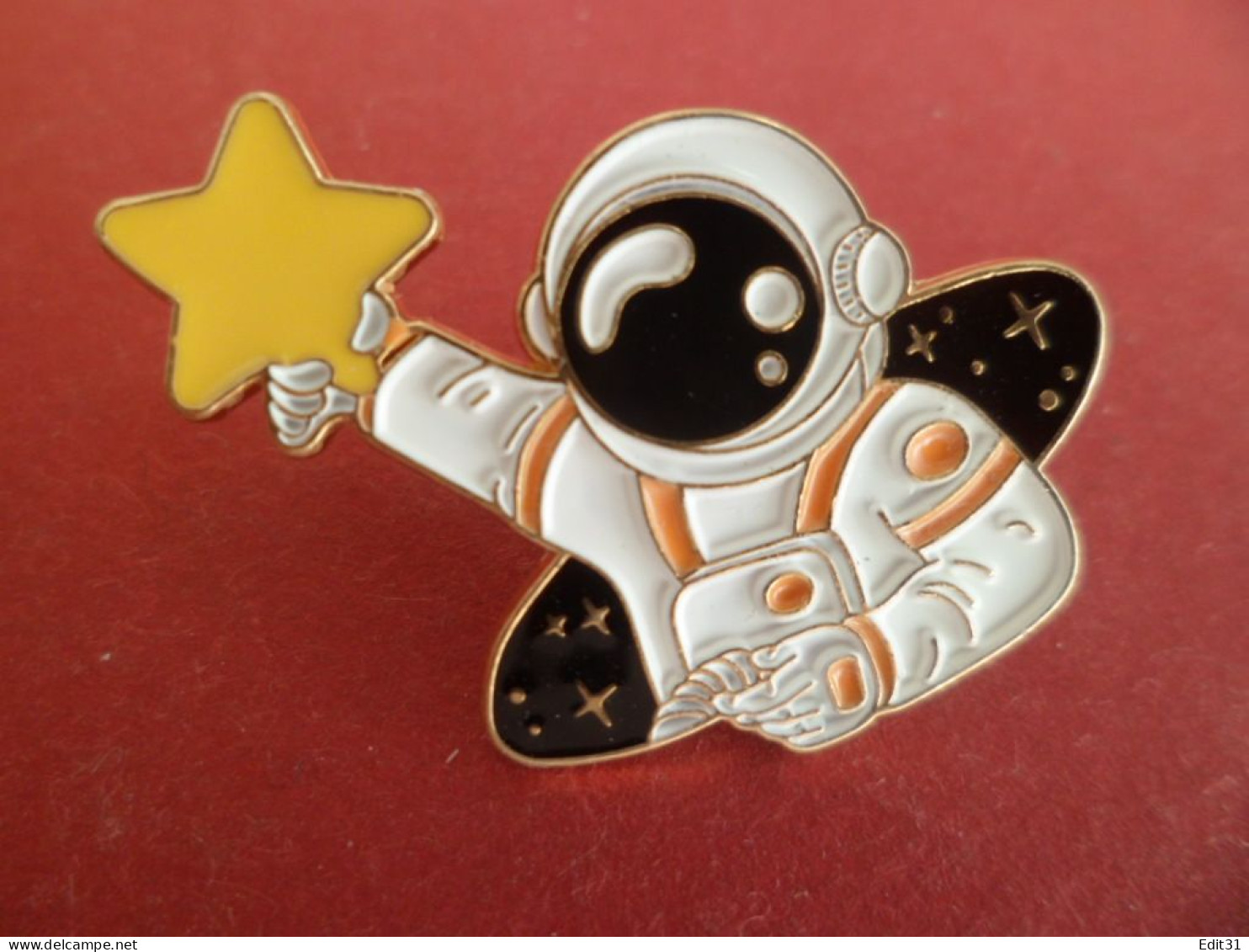 Pins Avion Aviation Espace Astronaute Etoile Jaune - Raumfahrt