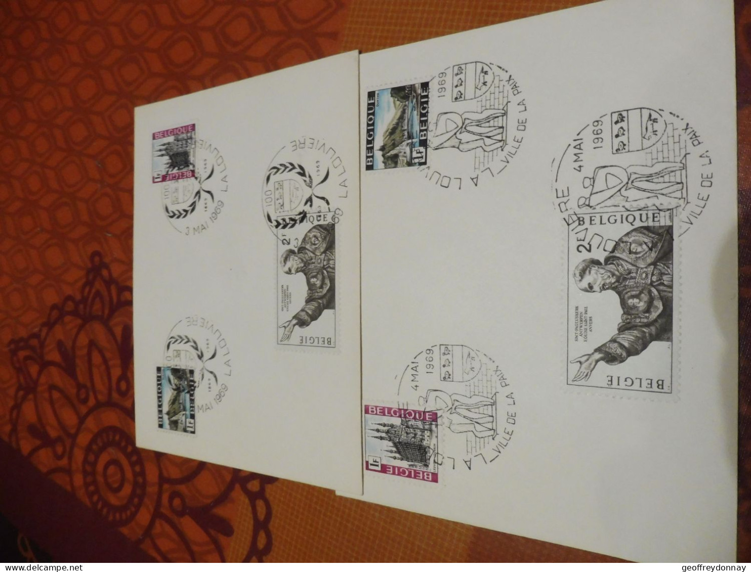 Belgique Belgie  1621 Souvenir 2enveloppes Gestempelt / Oblitéré  La Louviere 1969  Ville De La Paix - Gedenkdokumente