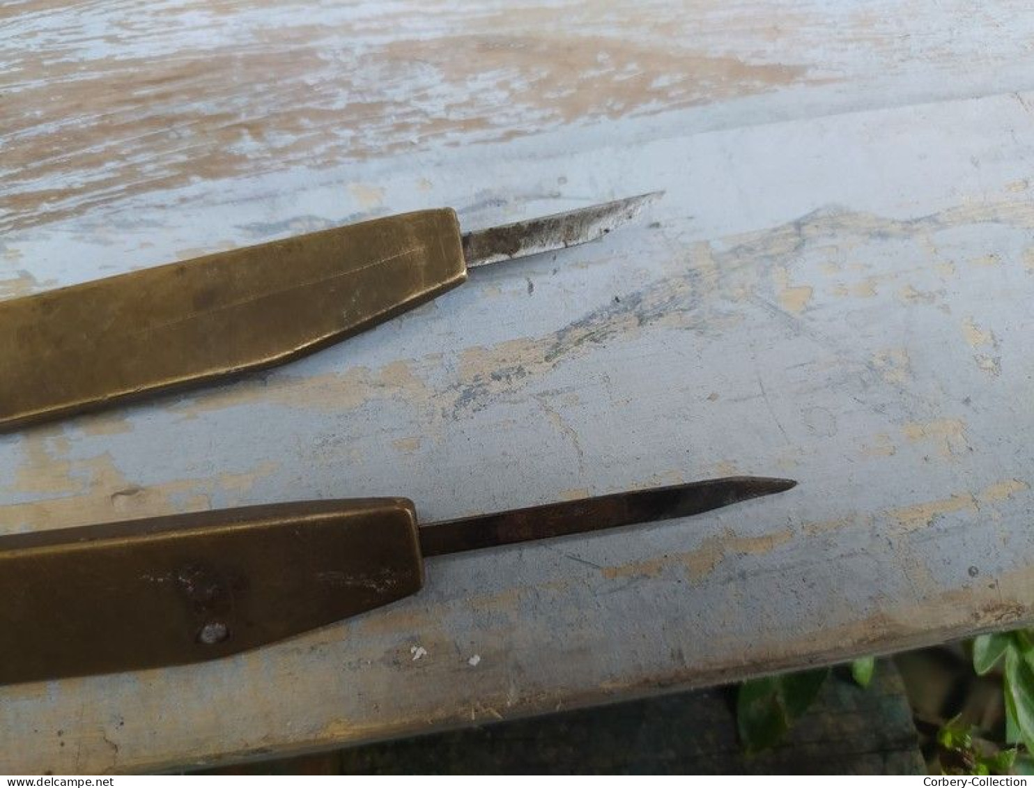 Anciens Outils Couteaux à Cuir L'Indispensable Bourrelier Bourrellerie
