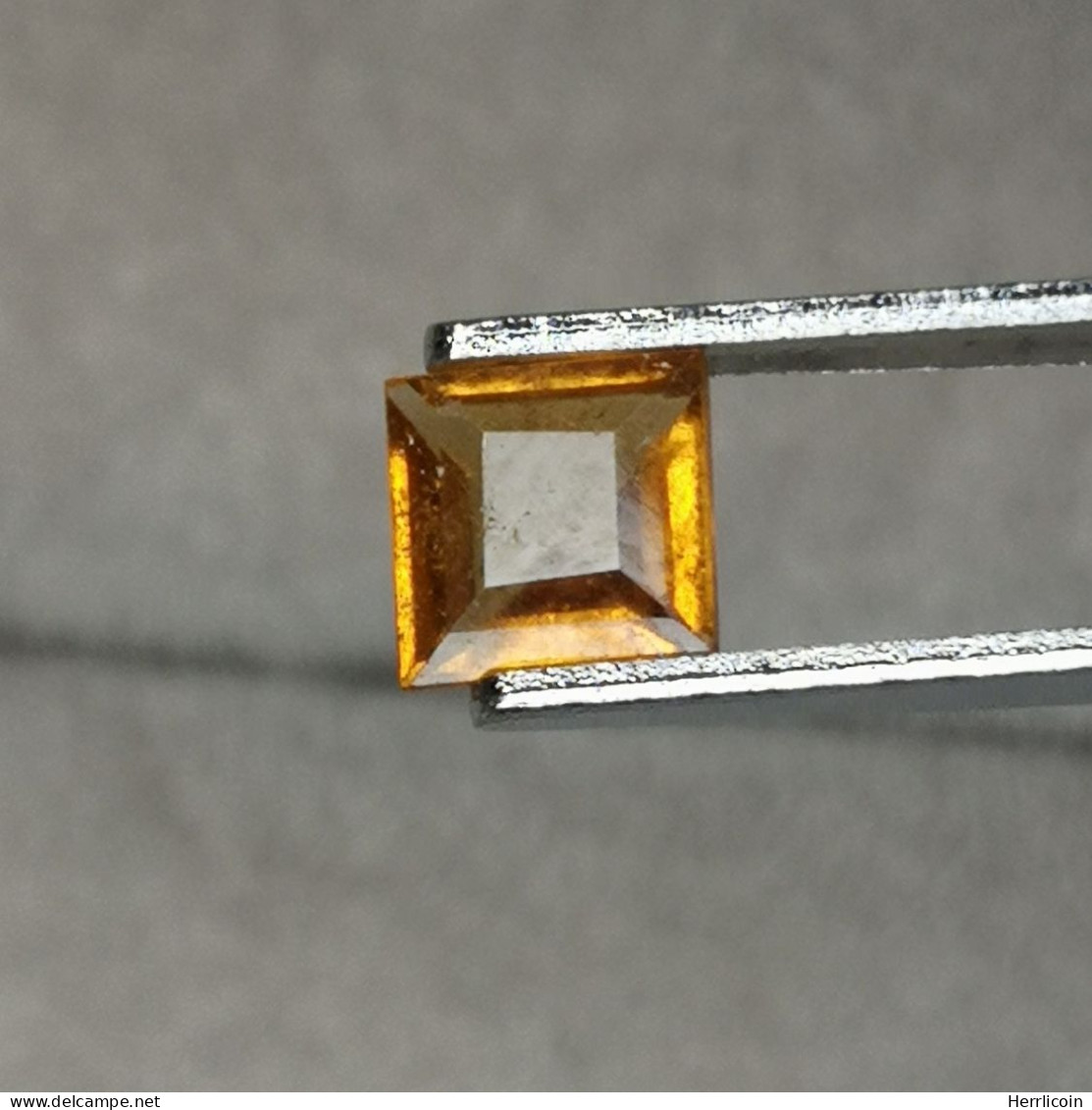 Grenat Hessonite Naturel Du Sri Lanka - Rectangle 0.63 Carat - 4.9 X 4.8 X 2.4 Mm - Andere & Zonder Classificatie