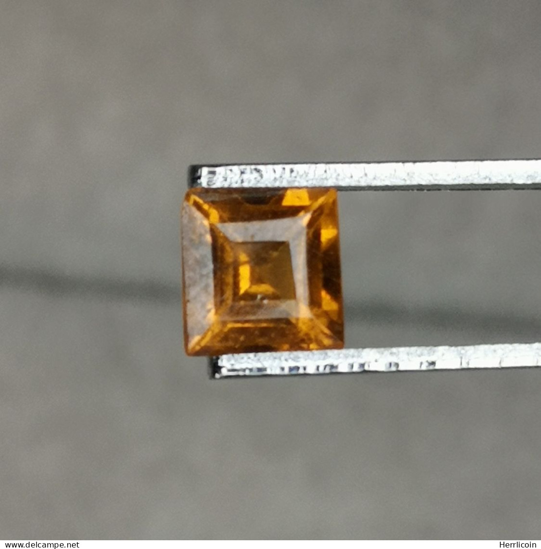 Grenat Hessonite Naturel Du Sri Lanka - Rectangle 0.66 Carat - 4.7 X 4.5 X 3.2 Mm - Otros & Sin Clasificación