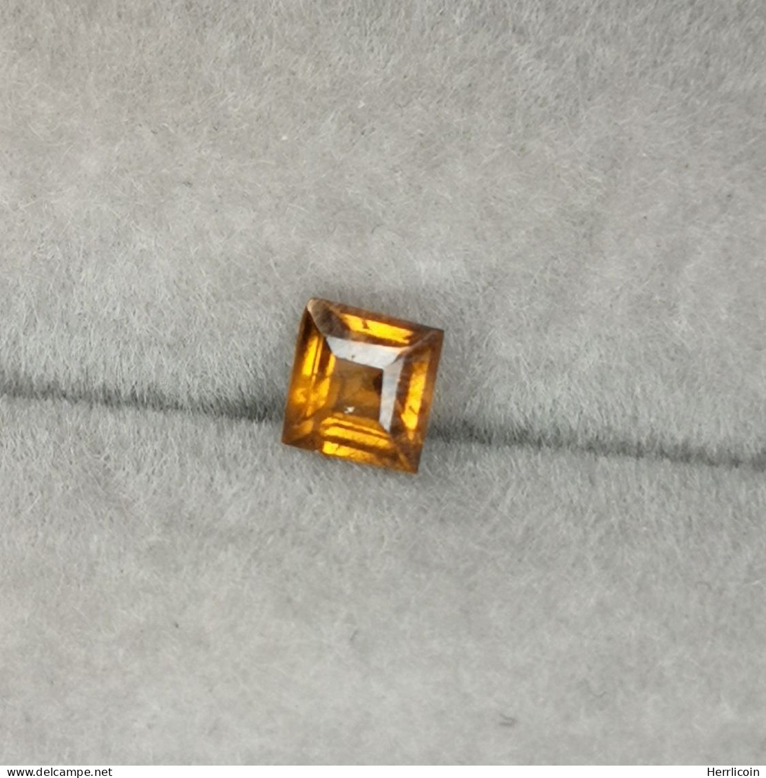 Grenat Hessonite Naturel Du Sri Lanka - Rectangle 0.66 Carat - 4.7 X 4.5 X 3.2 Mm - Otros & Sin Clasificación