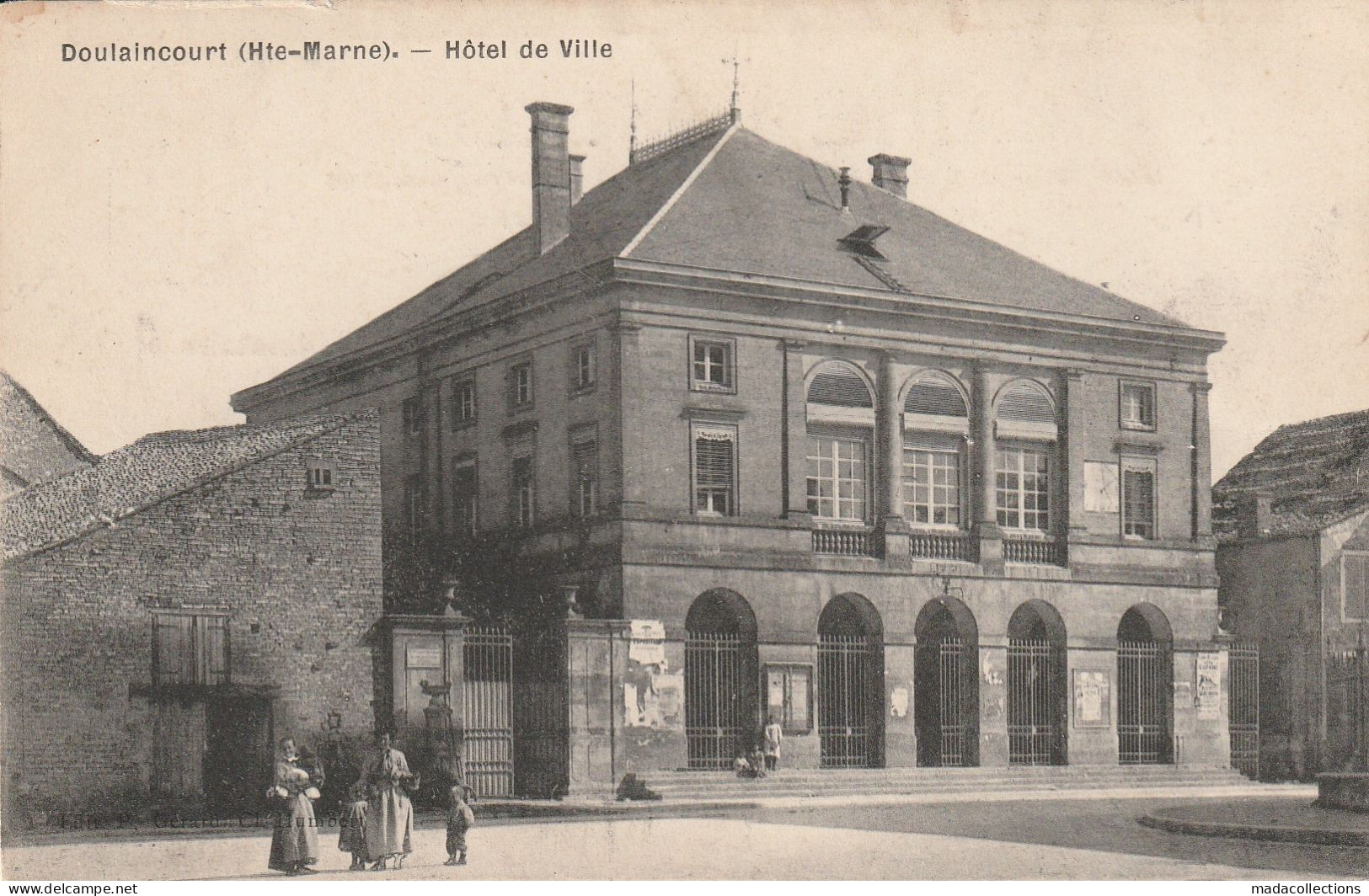 Doulaincourt (52 - Haute Marne)  Hôtel De Ville - Doulaincourt