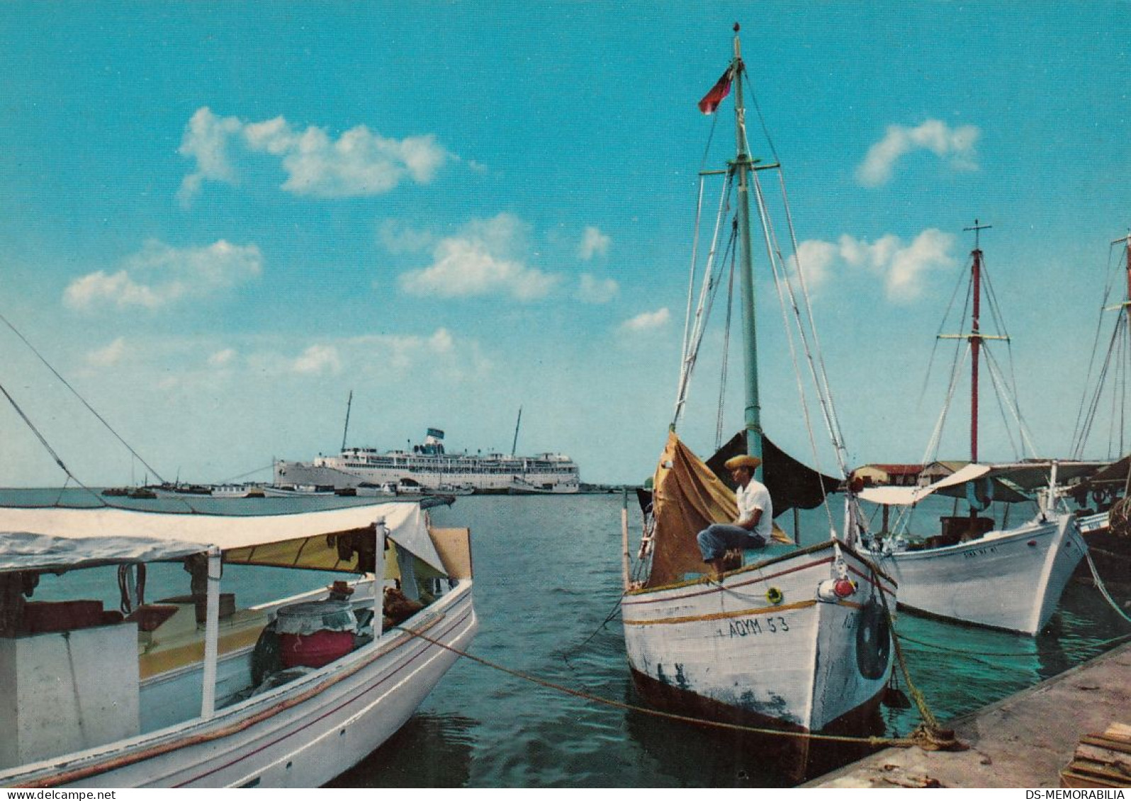 Aruba - Sea View With Passenger Liner Old Postcard - Aruba