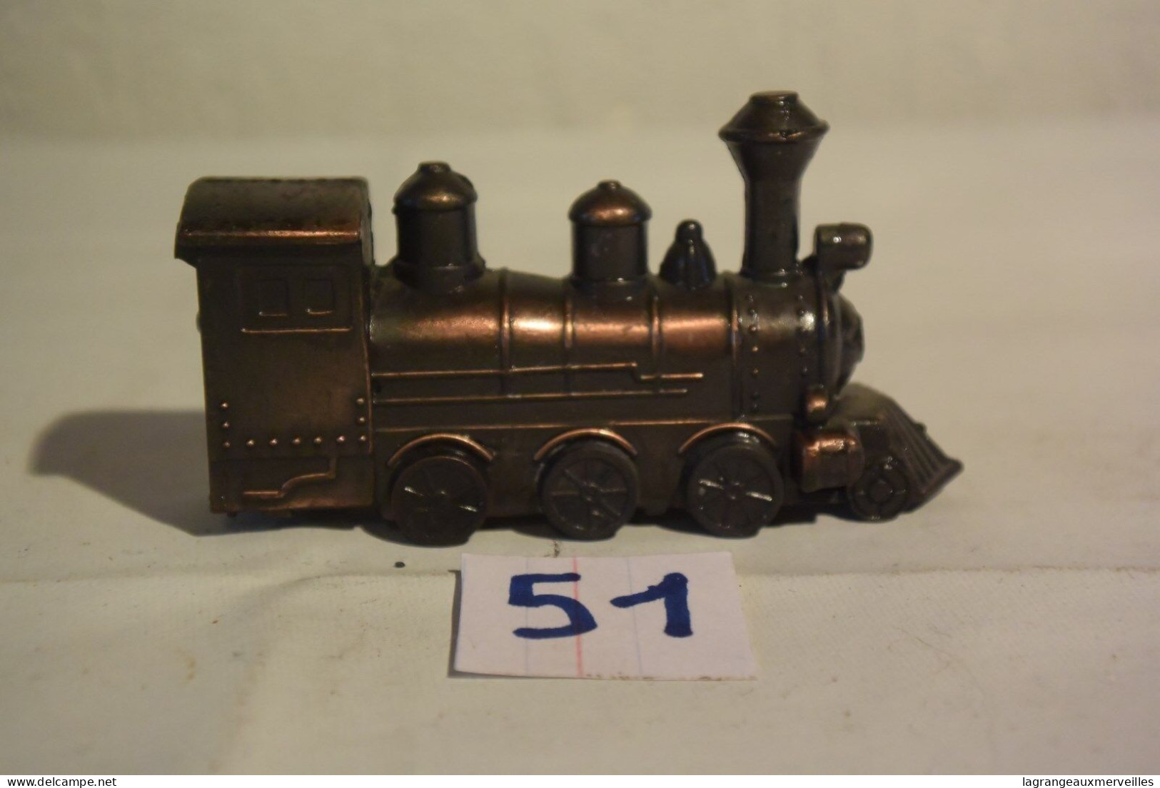 C51 Magnifique Taille Crayon En Forme De Train - Sonstige & Ohne Zuordnung