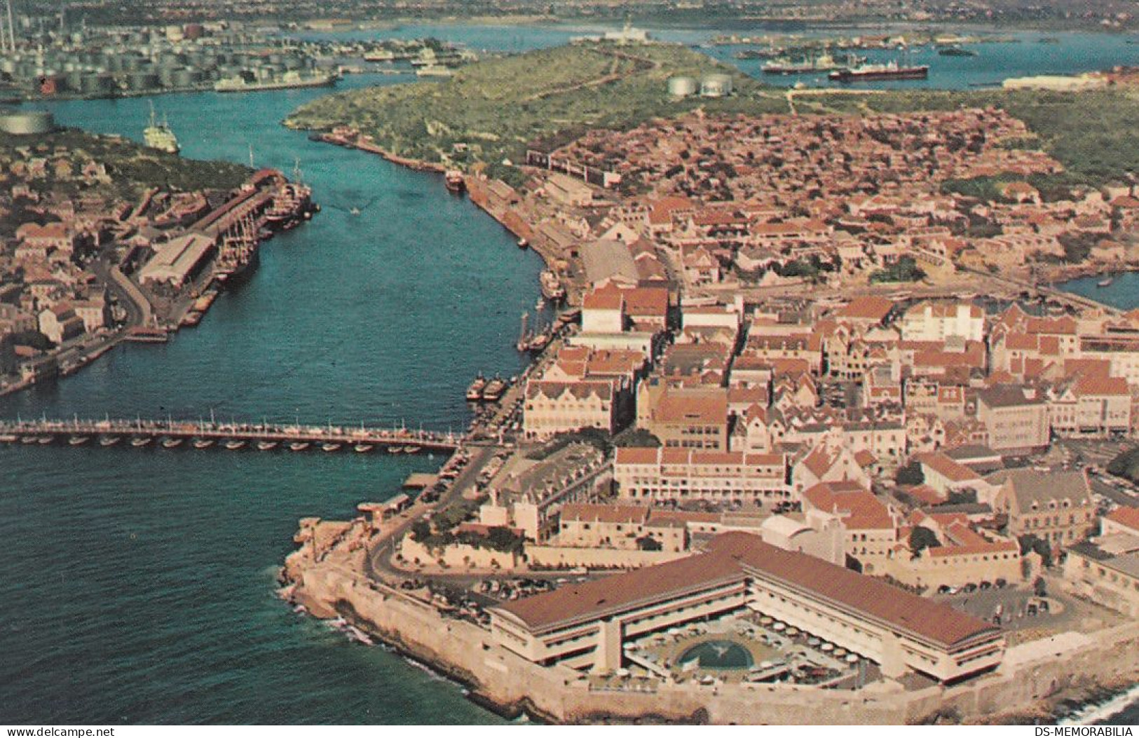 Curacao - Airview Of Willemsted Old Postcard - Curaçao