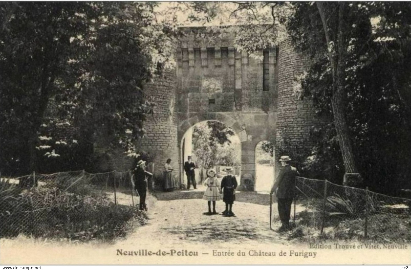 86-NEUVILLE EN POITOU-(Entrée Du Château De Furigny) - Neuville En Poitou