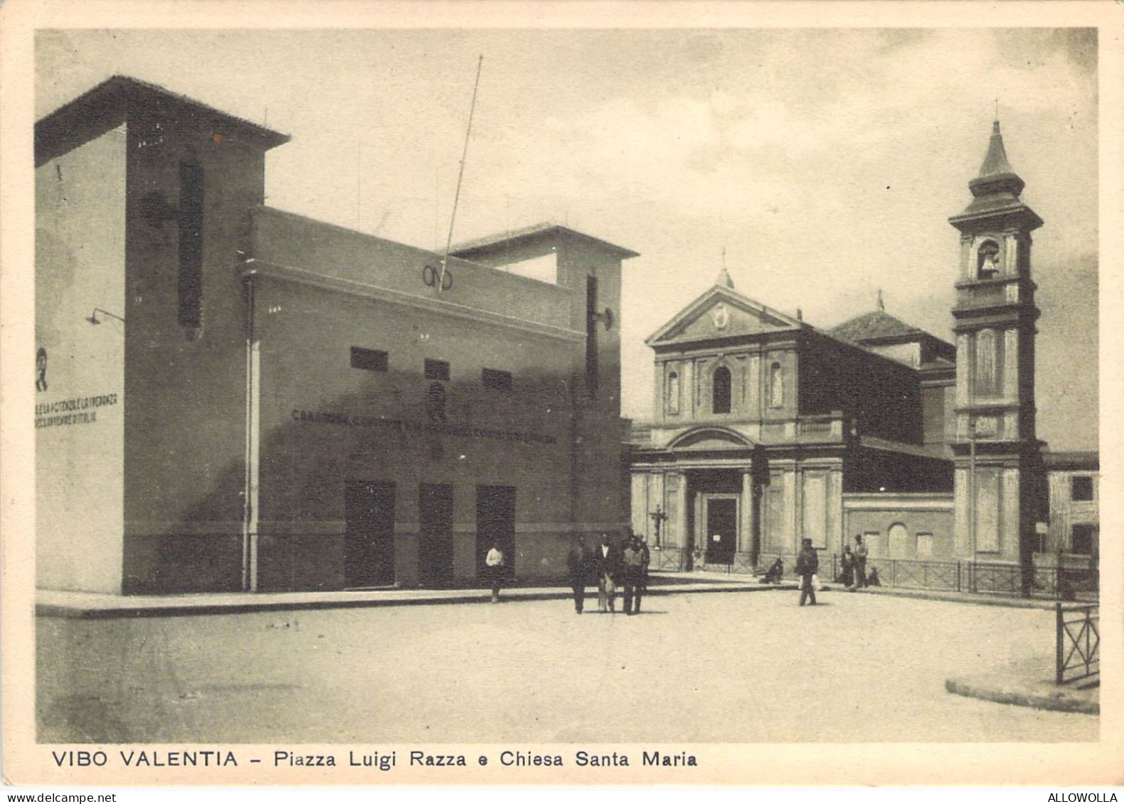 25985 " VIBO VALENTIA-PIAZZA LUIGI RAZZA E CHIESA SANTA MARIA " (1941) ANIMATA-VERA FOTO-CART. POST. Non SPED. - Vibo Valentia