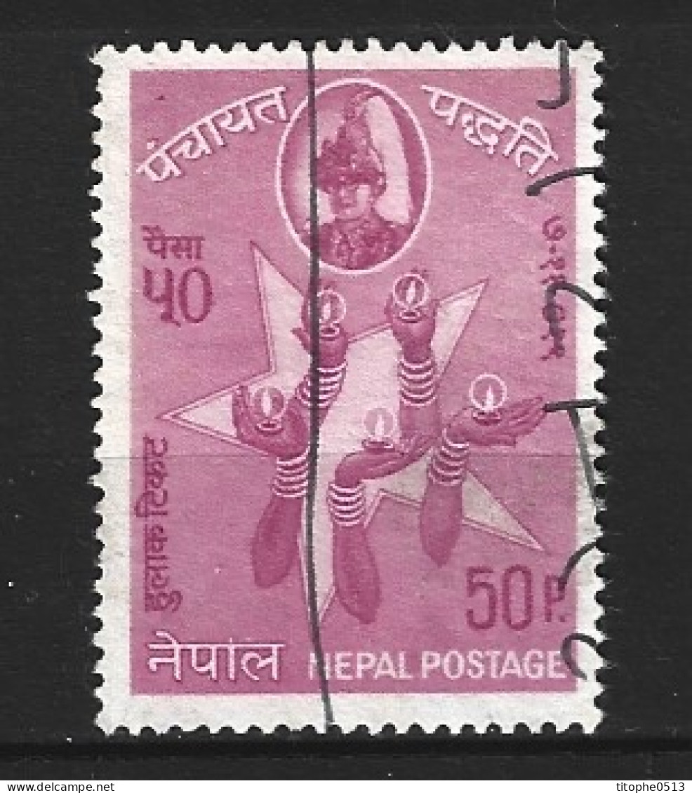 NEPAL. N°138 Oblitéré De 1963. Journée Nationale. - Nepal