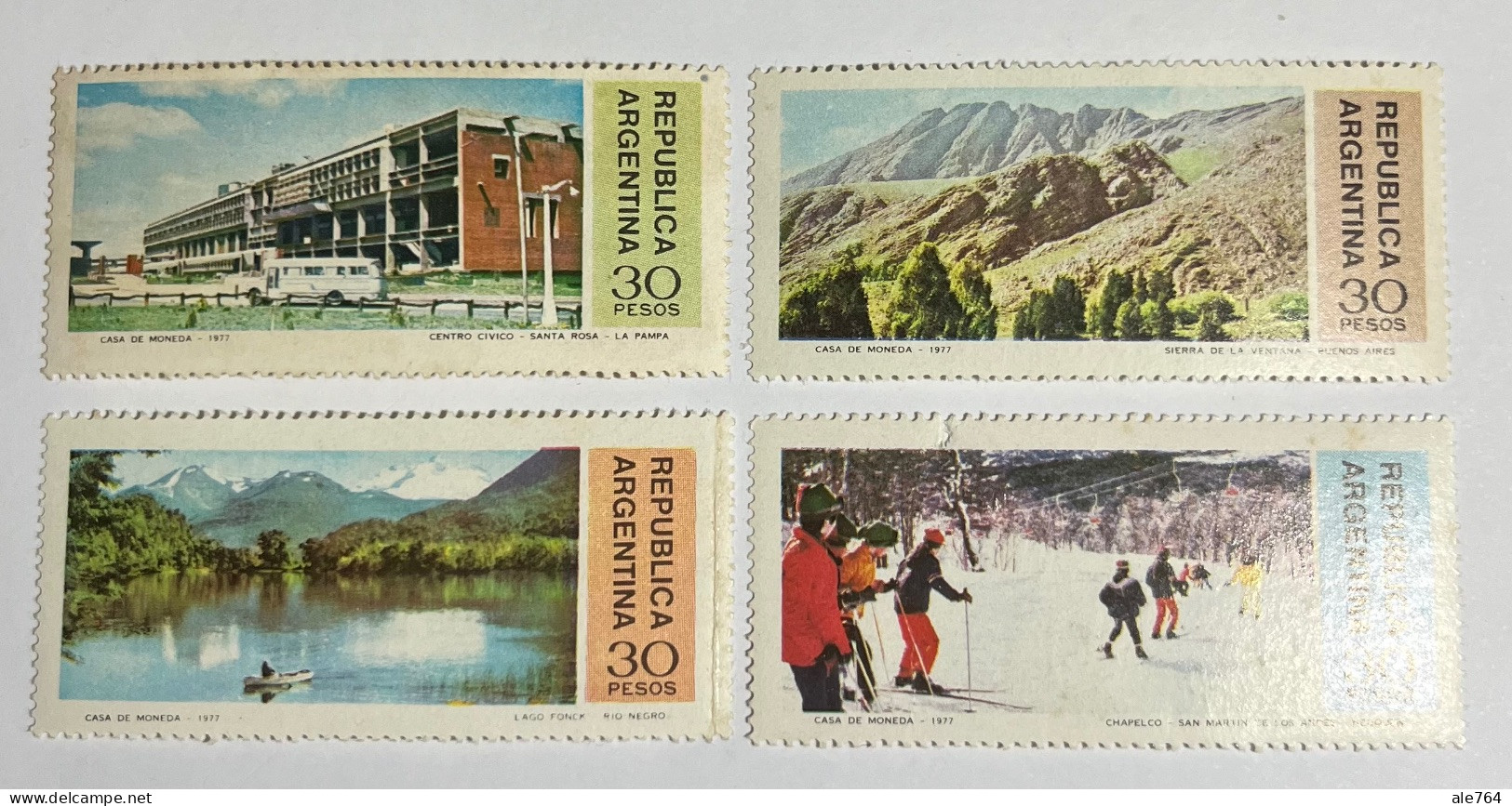 Argentina 1977 Provincias Argentinas $ 30, GJ 1797/800, S 1151/4, Mi 1312/5, MNH. - Neufs