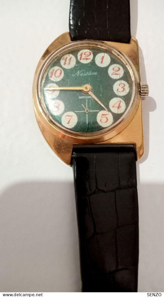 MONTRE MECANIQUE NEWTON PLAQUE OR EN MARCHE - Watches: Old