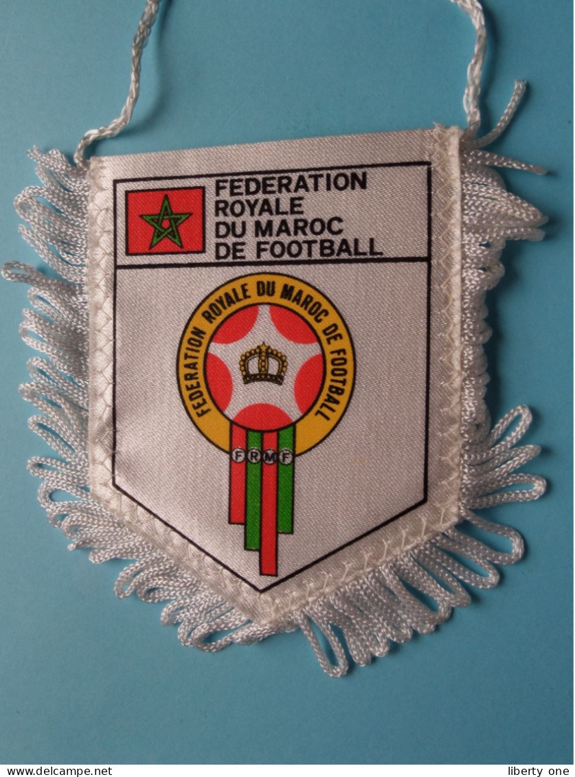 FED. ROYALE DU MAROC DE FOOTBALL > FANION De FOOTBALL / VOETBAL (Pennant) WIMPEL (Drapeau) ( See Scan ) +/- 10 X 8 Cm.! - Abbigliamento, Souvenirs & Varie