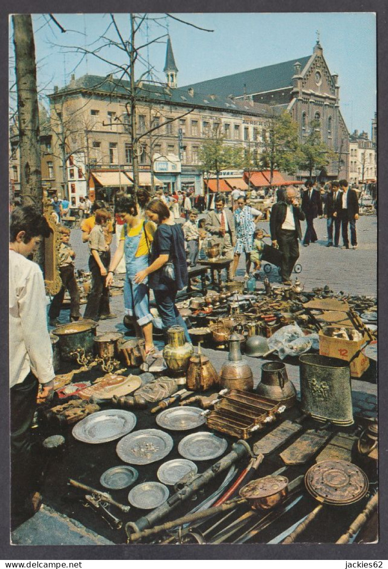 118820/ BRUXELLES, Marché Aux Puces De La Place Du Jeu De Balles, Eglise Des Capucins - Markten