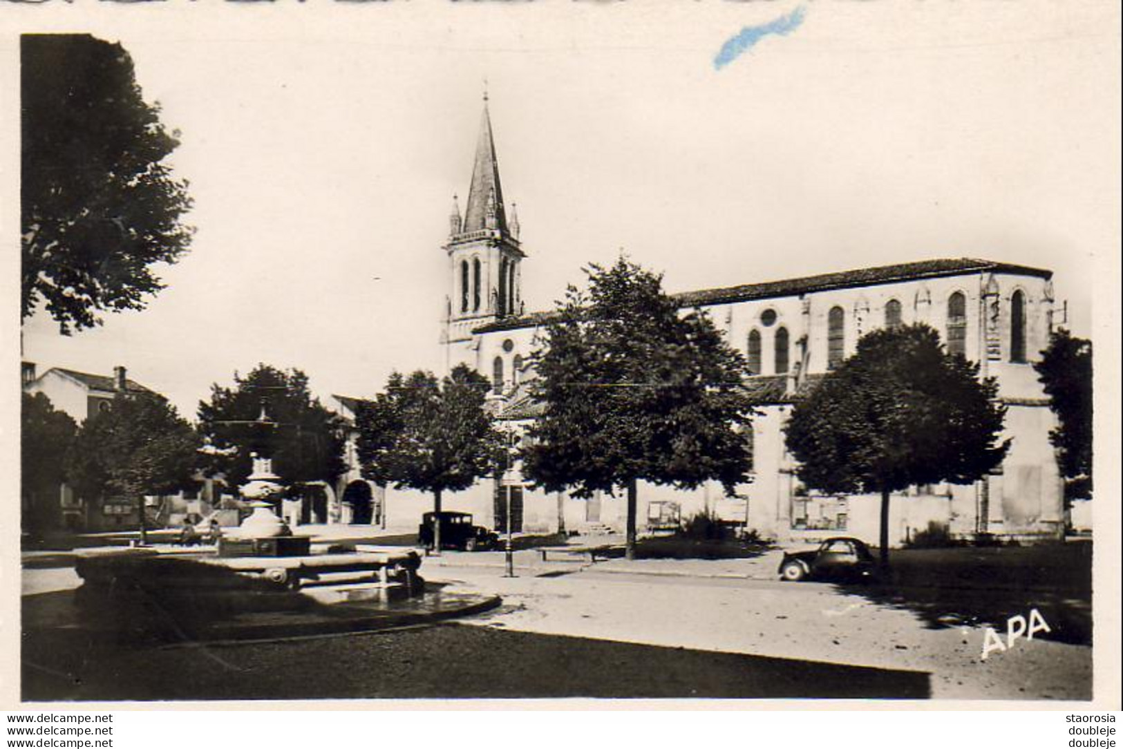 D47  CASTELMORON SUR LOT  L'Église      ....... - Castelmoron