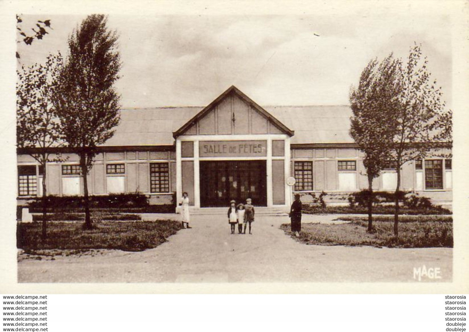 D80  LONGUEAU  La Salle De Fêtes - Longueau