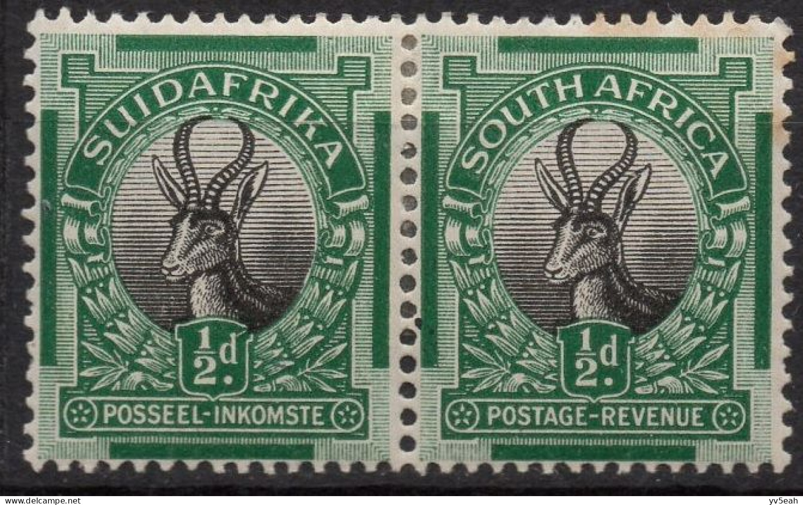 SOUTH AFRICA/1926/MH/SC#23/ SPRINGBOK / ANIMAL/ 1/2p DK GREEN & BLK, PAIR / TINY OXID SPOTS - Nuovi