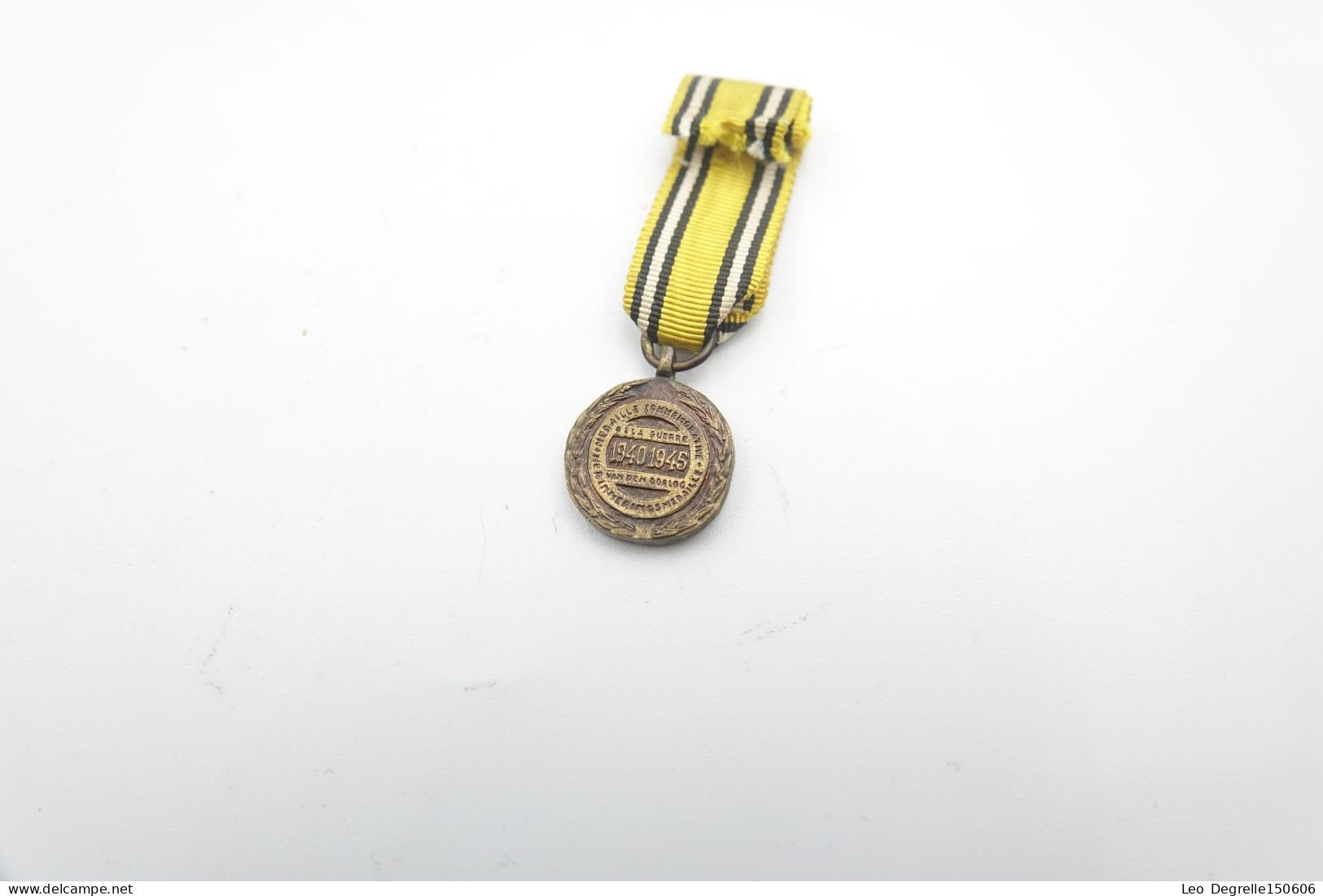 Militaria - MEDAL : Herdenkings Medaille 1940-45 WW2 - Miniature - Bronze - Belgium - Andere & Zonder Classificatie