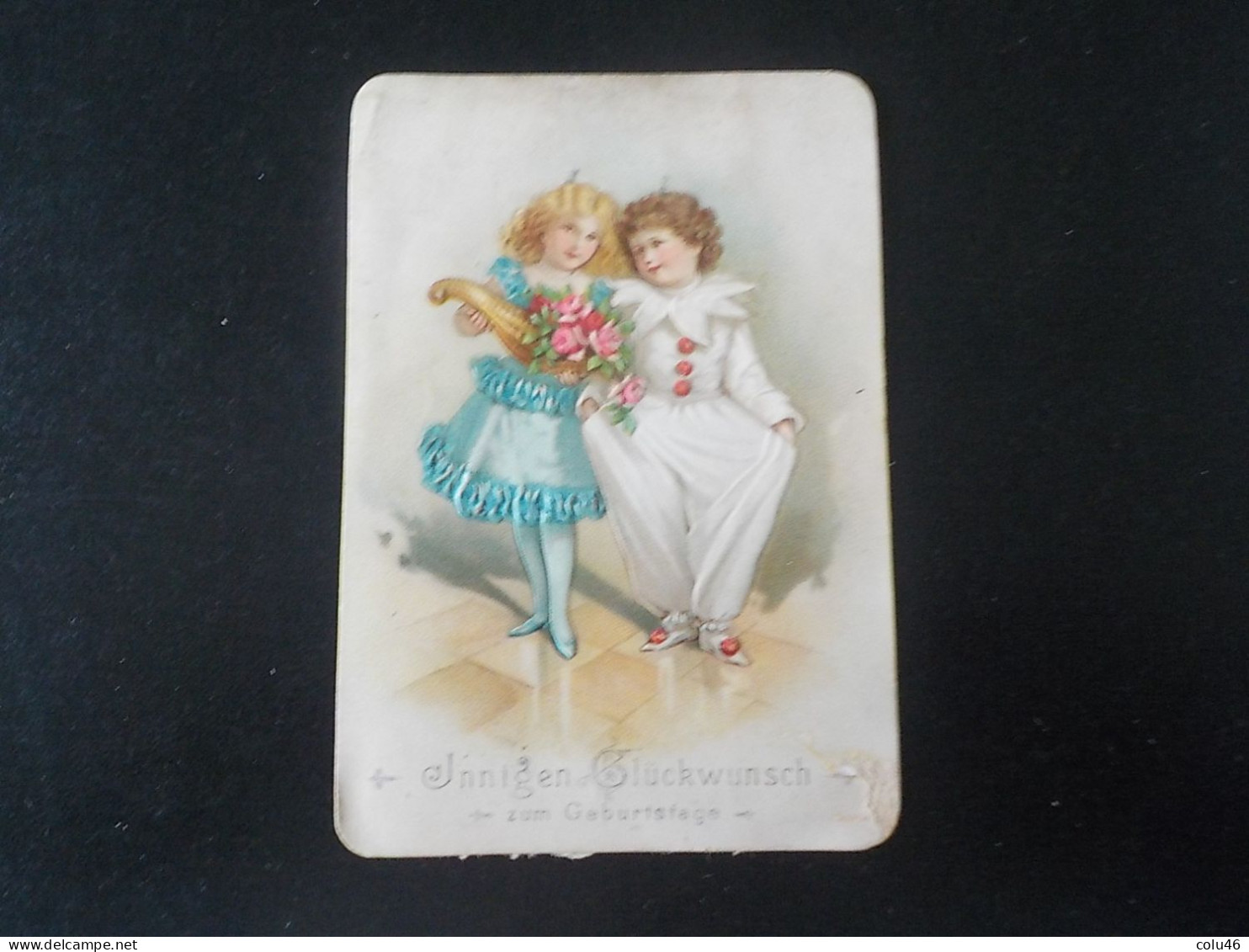 1900 Image Carte Chromo En Relief Couple Enfants Arlequin ? Innigen Glüwunsch Zum Geburtstage Voeux De Bonheur - Infantes