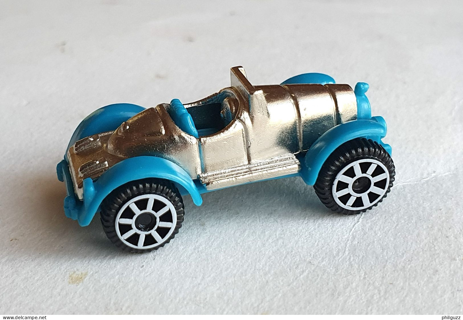 Figurine VOITURE KINDER METAL K98n92 Voiture Ancienne - Metal Figurines