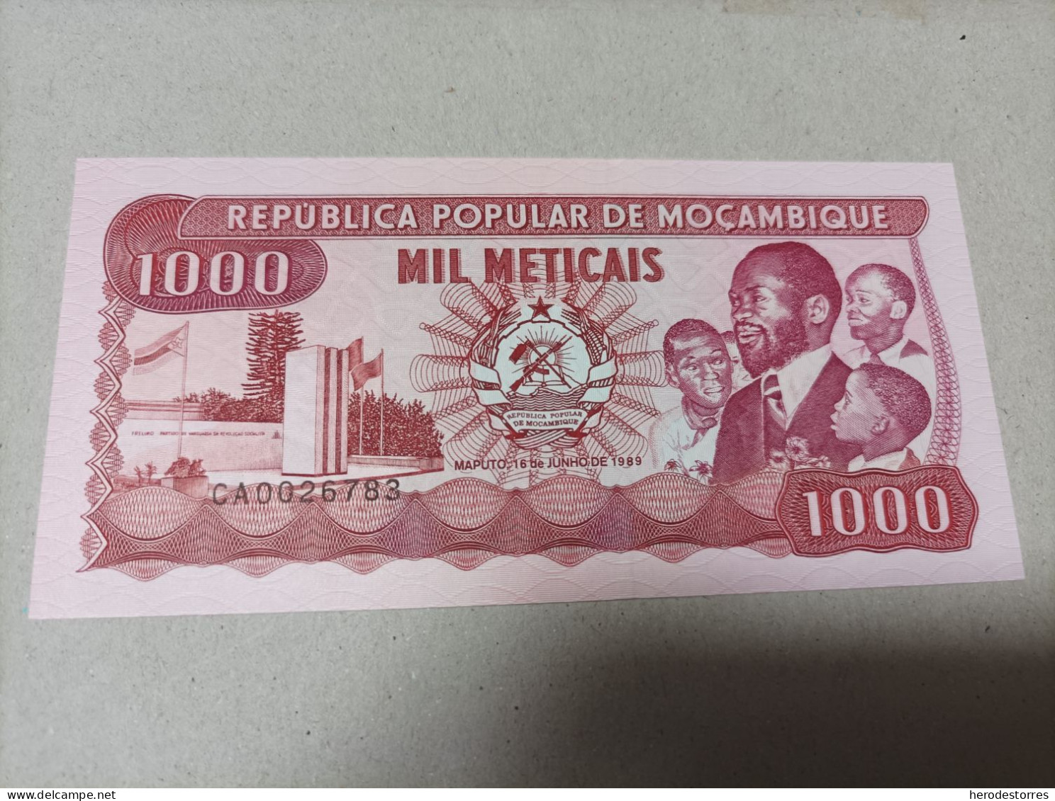 Billete Mozambique 1000 Meticais, Nº Bajisimo 0026783, Año 1989, UNC - Mozambique