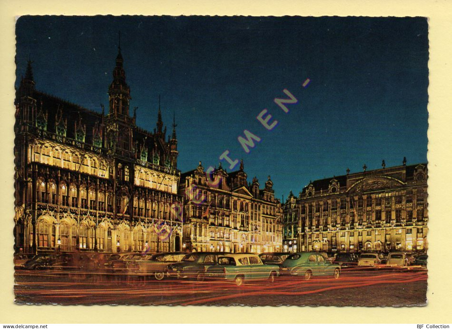 Belgique : BRUXELLES / Grand'Place La Nuit (vieilles Voitures) - Bruxelles La Nuit