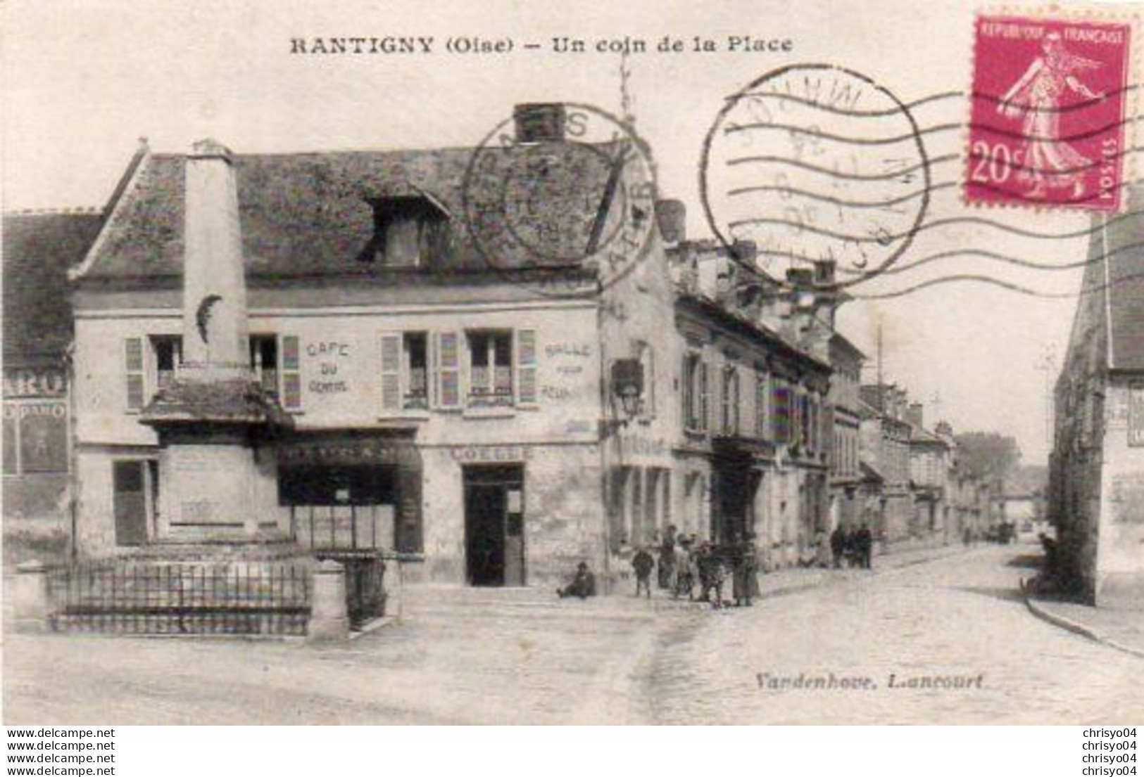 3V2Mé    60 Rantigny Un Coin De La Place (vue Pas Courante) - Rantigny