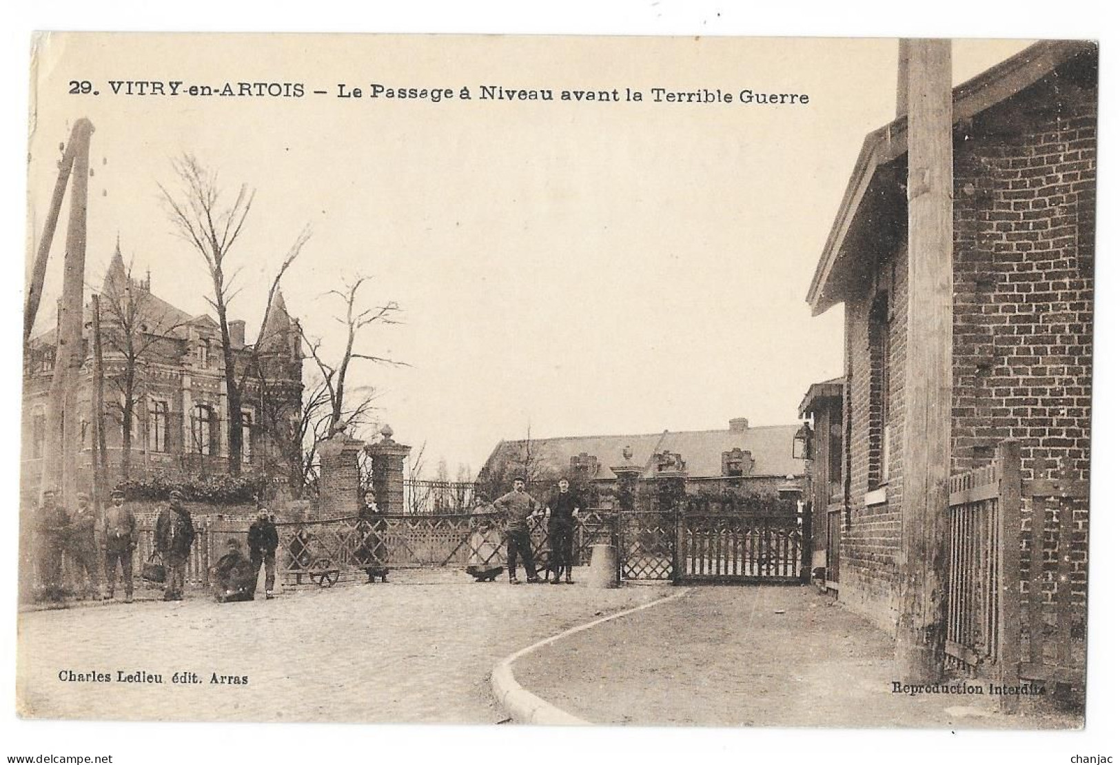 Cpa: 62 VITRY EN ARTOIS (ar. Arras) Le Passage à Niveau (animé)  Ed. Charles Ledieu  N° 29 - Vitry En Artois