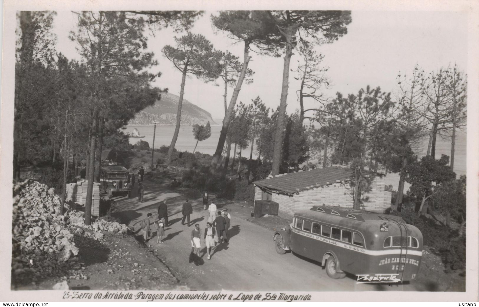 SETÚBAL SERRA DA ARRÁBIDA PARAGEM CAMIONETAS SOBRE A LAPA DE SANTA MARGARIDA OLD BUS PORTUGAL - Setúbal