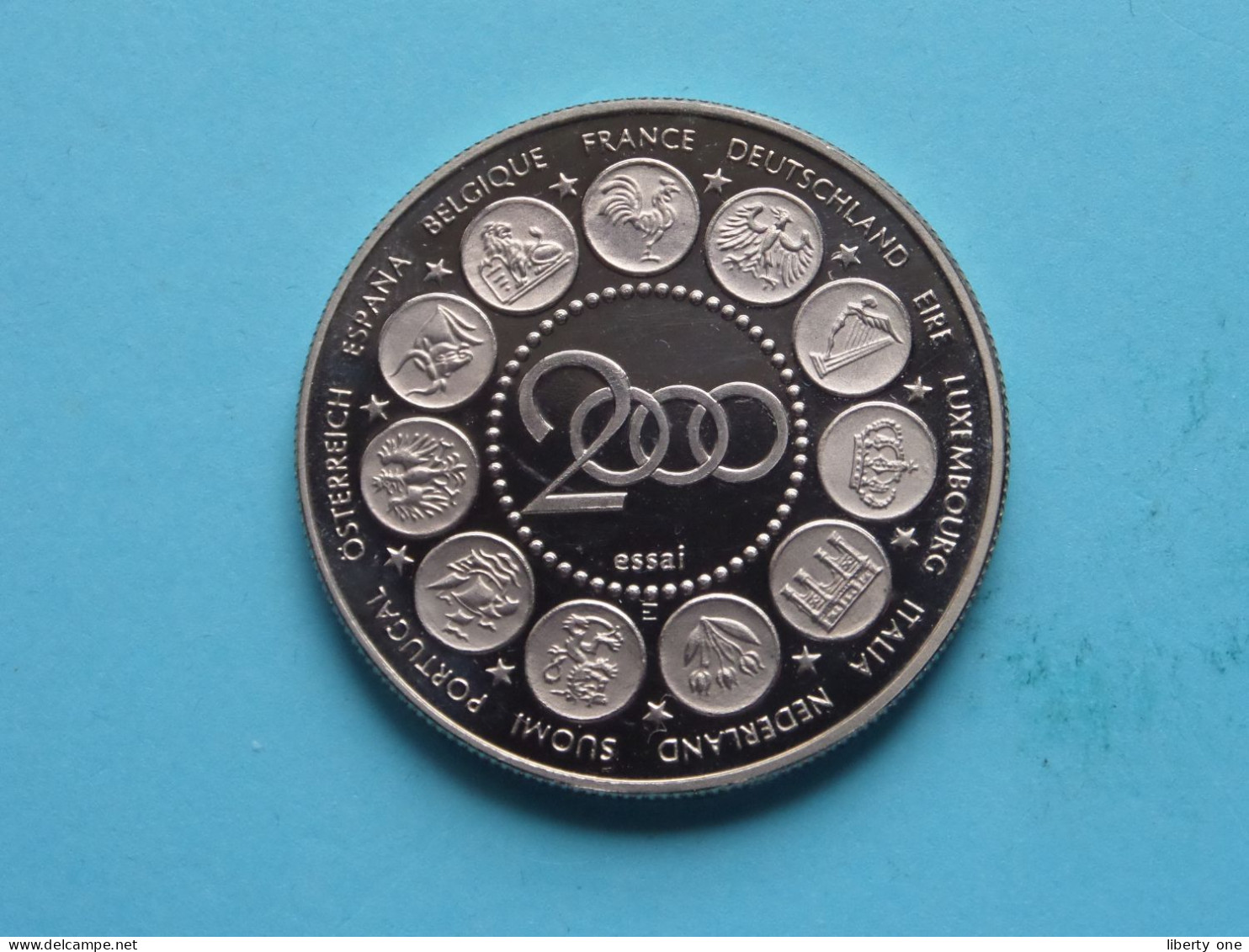2000 > Essai ( Voir / See Scan ) +/- 31 Gr. / 4 Cm. ( Cu/Ni ) - Pièces écrasées (Elongated Coins)