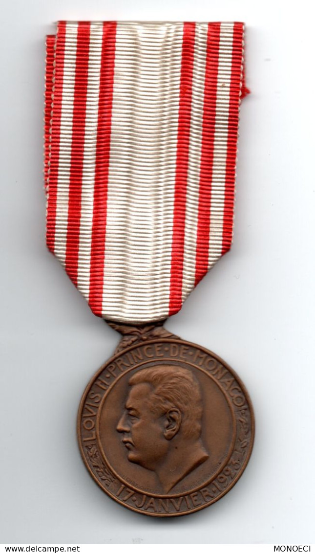 MONACO -- Monégasque -- Médaille Décoration Bronze -- LOUIS II Prince De Monaco 17 Janvier 1923 -- Honneur Travail - Andere & Zonder Classificatie