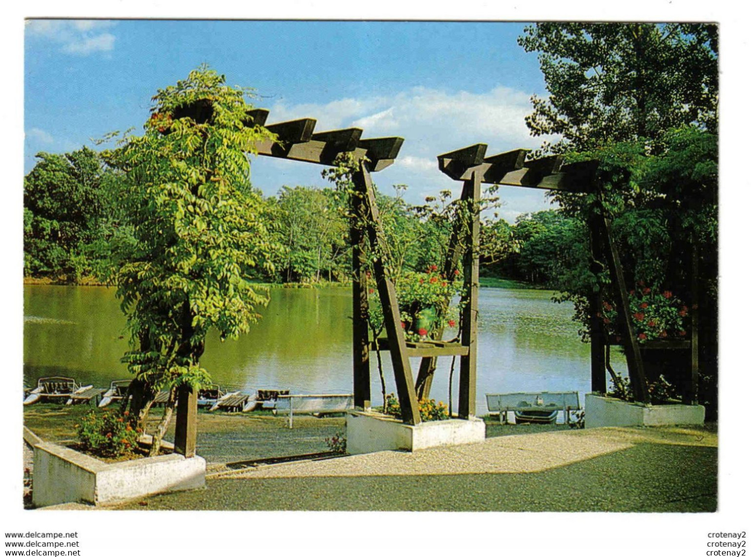 40 POUILLON Vers Peyrehorade Le Lac De Luc Et La Pergola Pédalos VOIR DOS - Peyrehorade