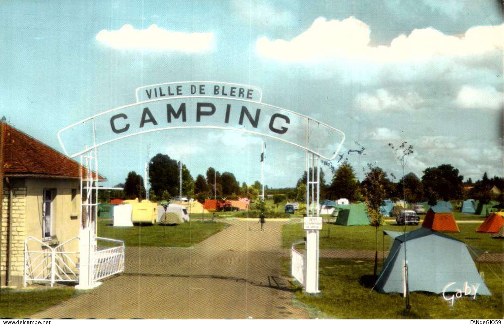 BLERE: Le Camping ///  32 - Bléré