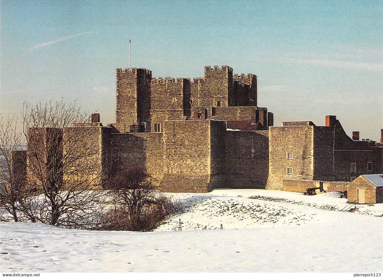 Douvres (Dover) - Vue Sur Le Château Du Sud - Dover