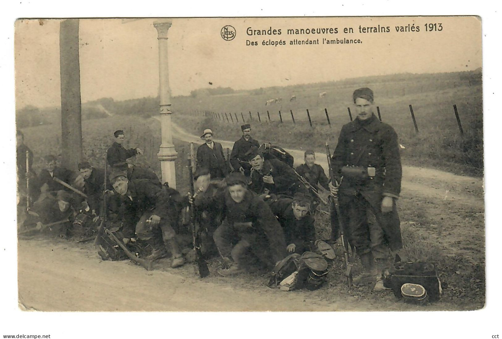 Leopoldsburg   Grandes Manoeuvres En Terrain Variés En 1913 - Des éclopés Attendent L'ambulance - Leopoldsburg