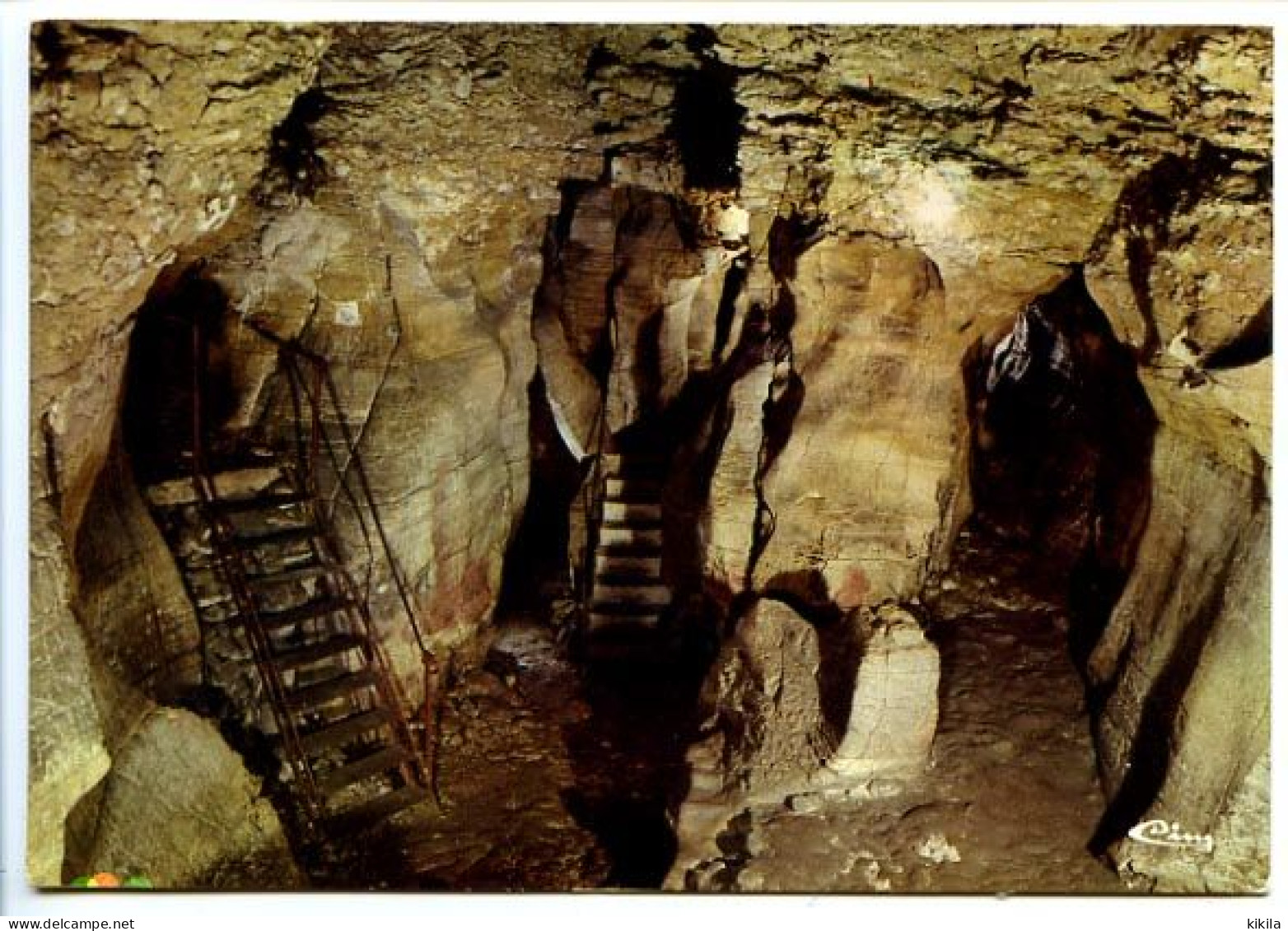 CPM 10,5 X 15  Isère  La BALME LES GROTTES Labyrinthe De François Ier Et Salle De La Rotonde - La Balme-les-Grottes