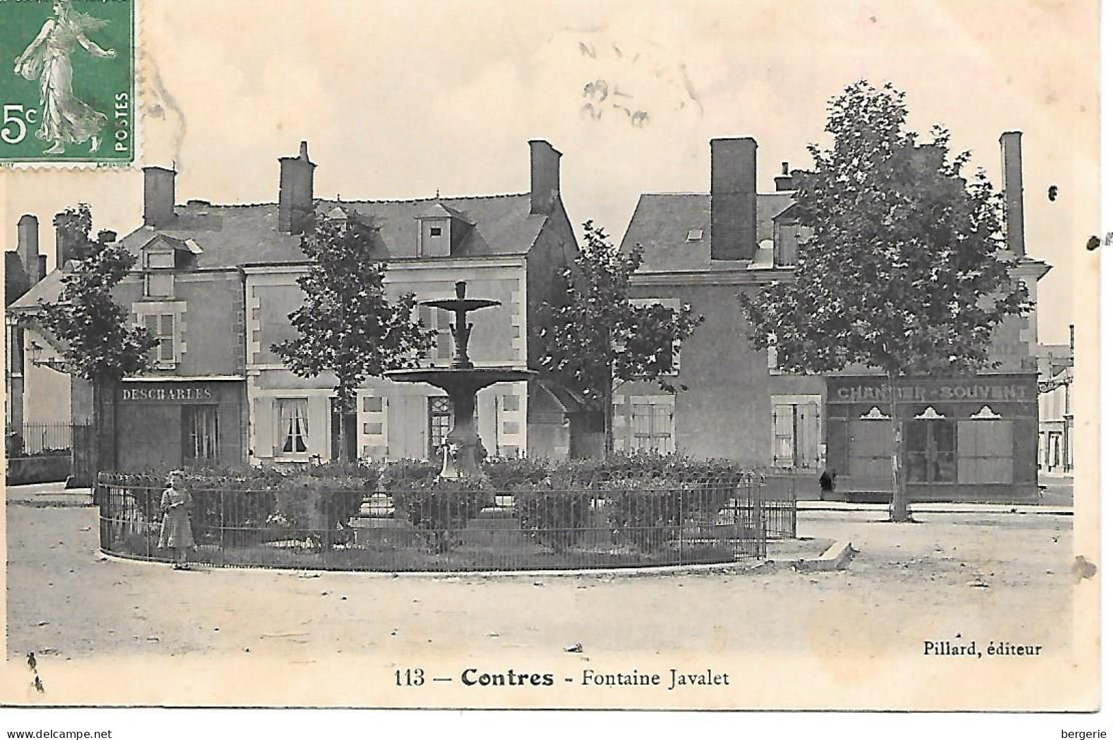 C/144             41    Contres      -   La Place Et Fontaine Javalet - Contres