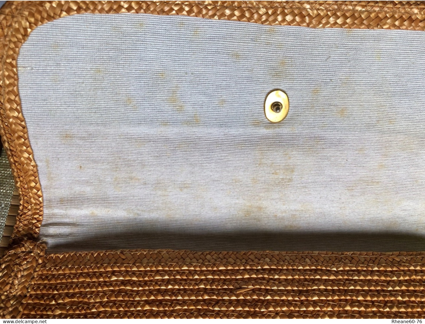 Pochette à Main En Matière Naturelle - Joli Bouton Deco Avec Pression- Intérieur Tissu Taché Avec Compartiment + Poche - Other & Unclassified
