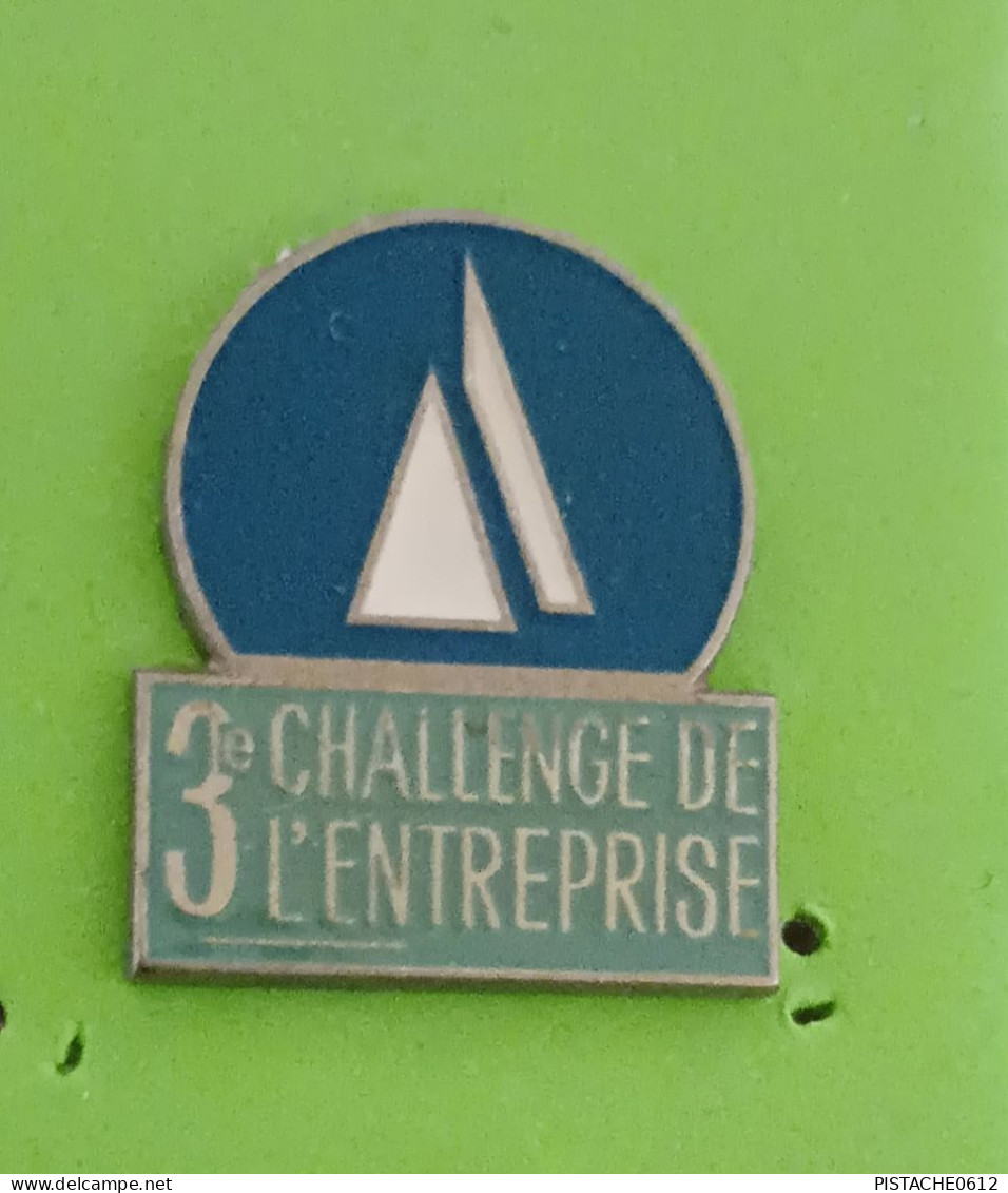 Pin's Bateau Voilier 3e Challenge De L'entreprise - Boats