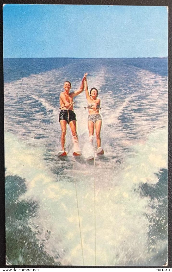 Water-Ski Postcard Couple Riding The Ski Set And Being Dragged By The Boat - Wasserski