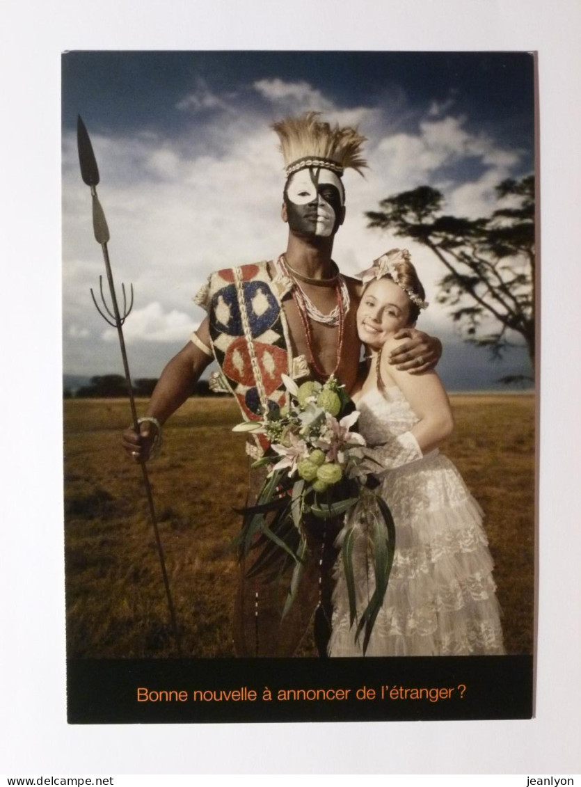 MARIAGE - FEMME AVEC ROBE DE MARIEE - HOMME DE TRIBU - Bouquet De Fleurs - Carte Publicitaire Belge Orange - Noces