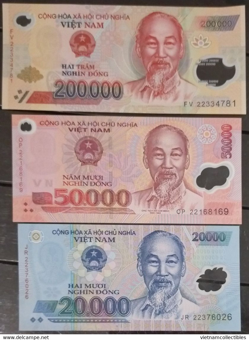 Lot Of 3 Vietnam Viet Nam 200000 50000 & 20000 Dong UNC Polymer Banknote Notes Issued In 2022 - Pick # 120 - Viêt-Nam