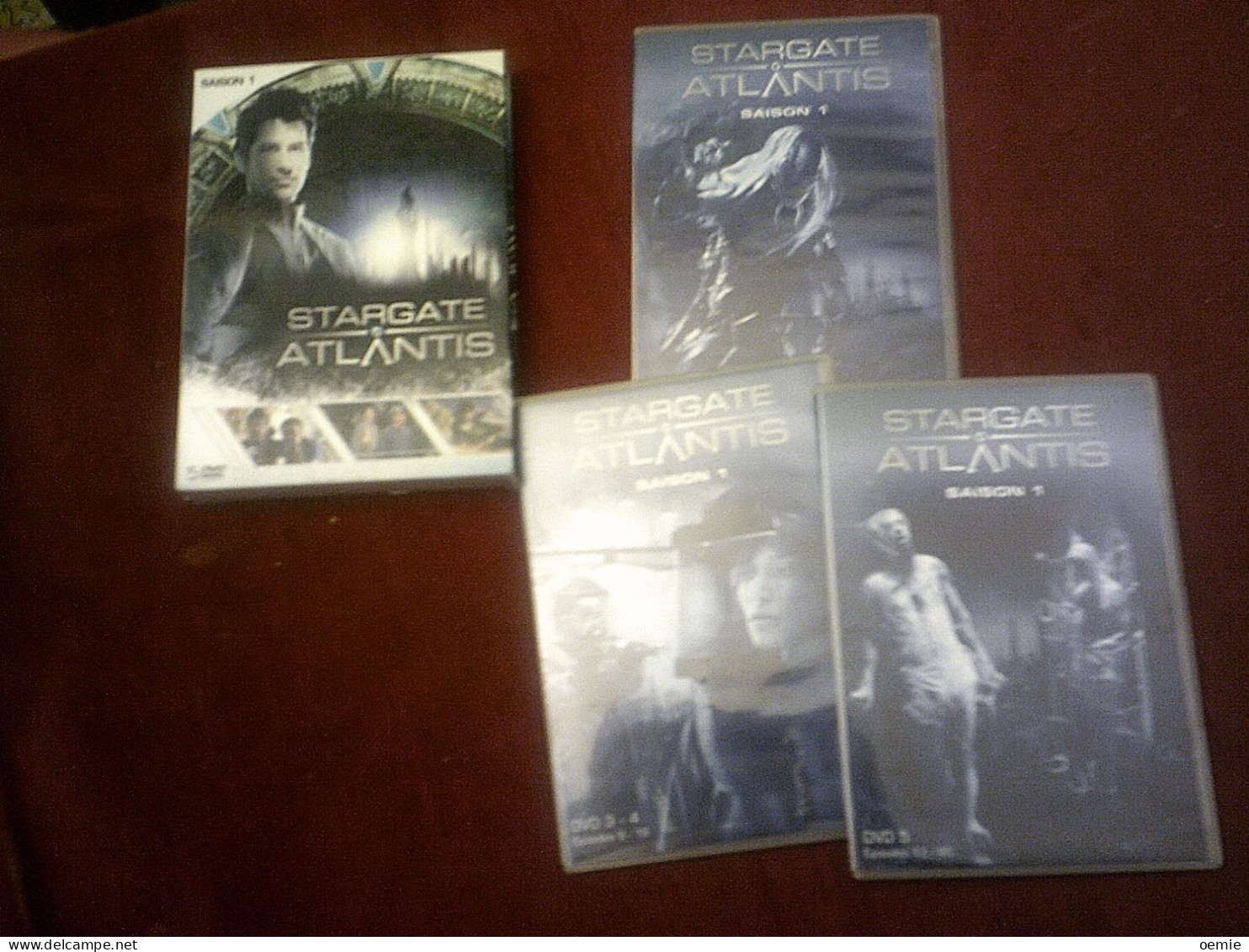 STARGATE ATLANTIS     L 'INTEGRAL DE LA SAISON  1   ( 5  DVD  )  20  EPISODES  DE 45 Mm - Ciencia Ficción Y Fantasía