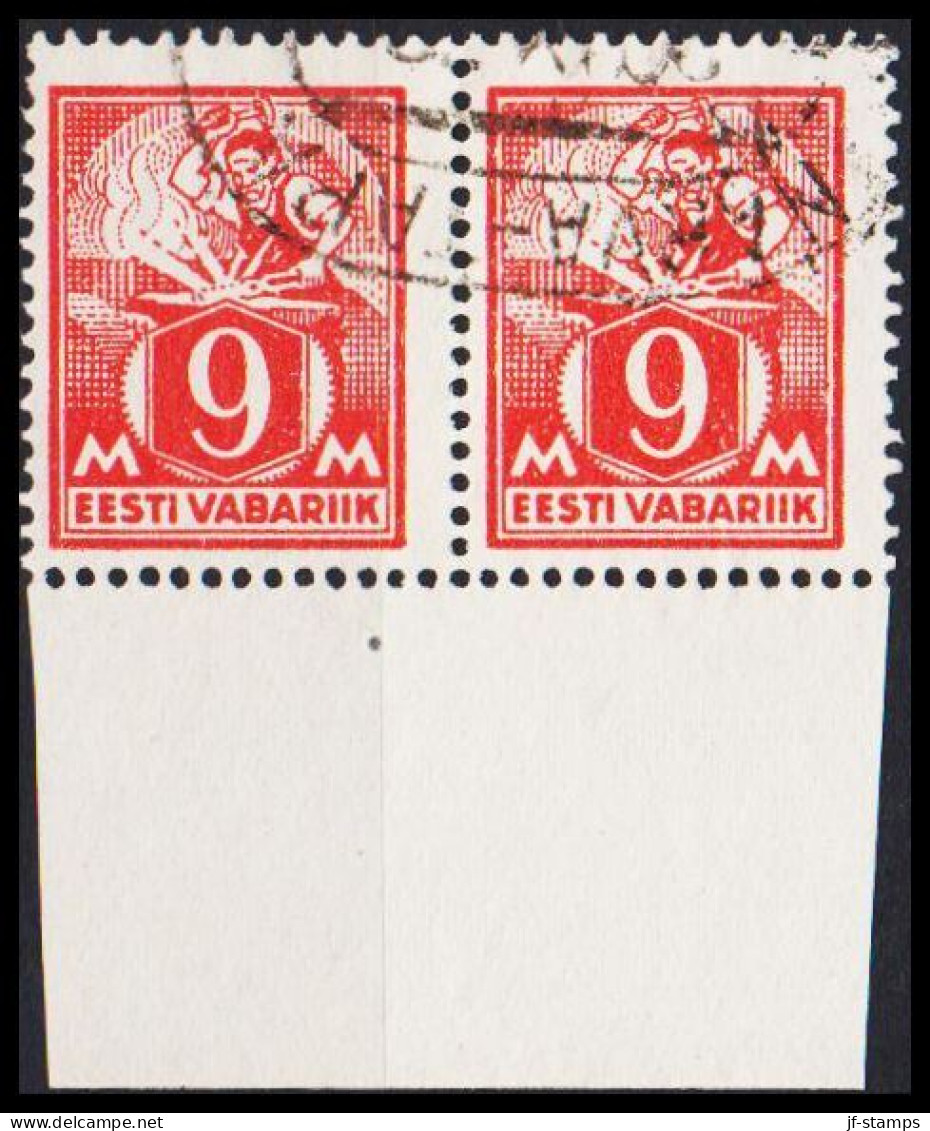 1922-28. EESTI VABARIIK. WEAVER AND SMITH  9 Mk. Red Perf 14½. In Pair With Lower Margin And ... (Michel 38A) - JF542704 - Estland