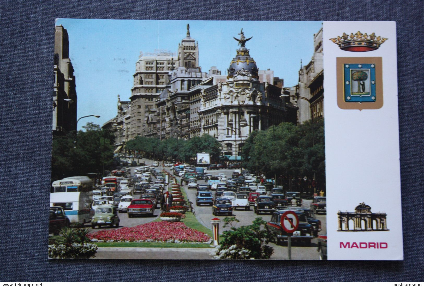 Madrid.  Calle De Alcala (WITH Taxi CAR Seat 1500) - Taxis & Fiacres