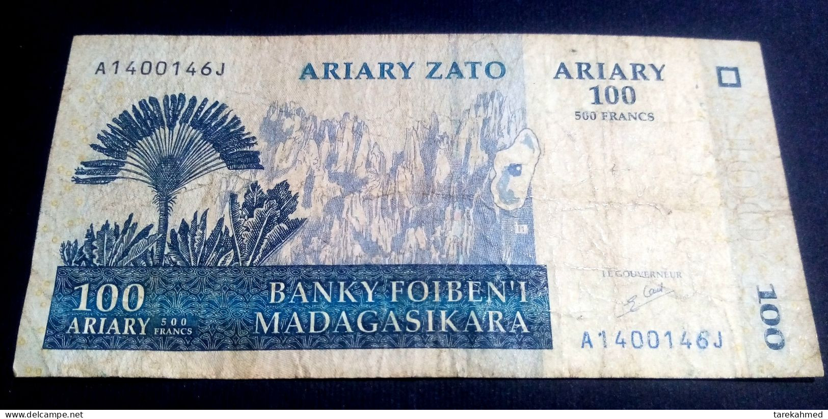 Madagascar, 100 Ariary. 500 Francs, 2004, P.86b - Madagascar