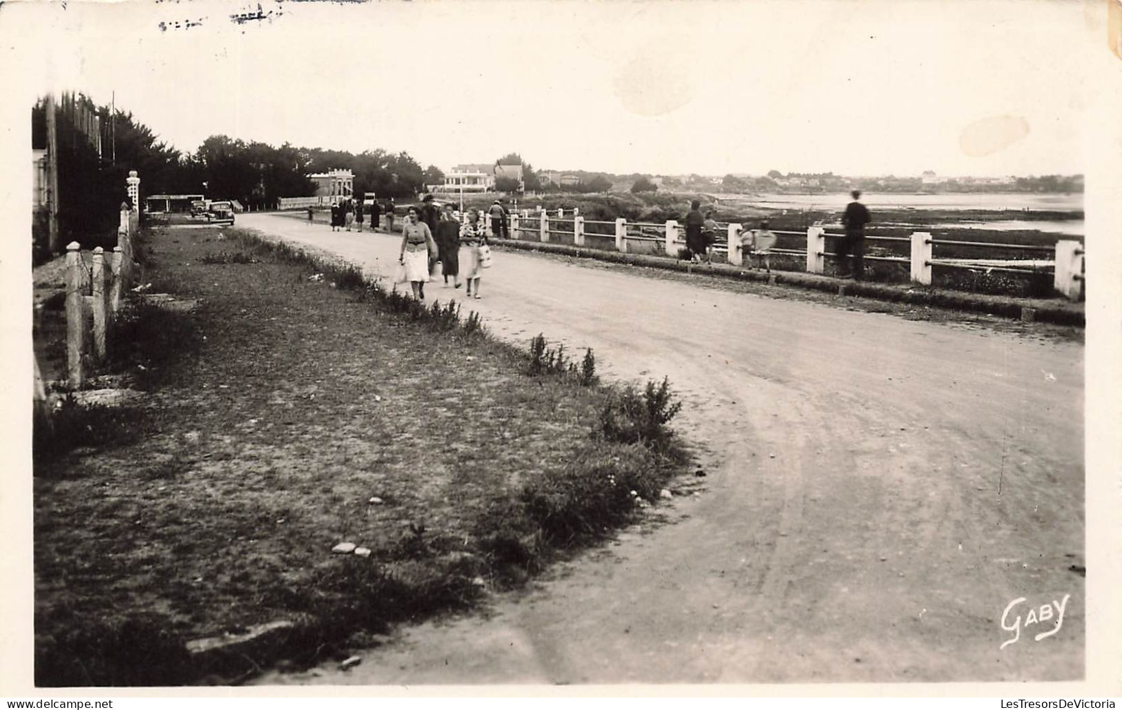 FRANCE - Tharon-Plage - Boulevard De L'océan Vers Le Cormier - Carte Postale - Tharon-Plage