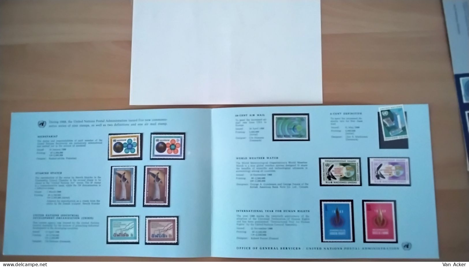 UNO Souvenir Folder 1968. - Cartas & Documentos