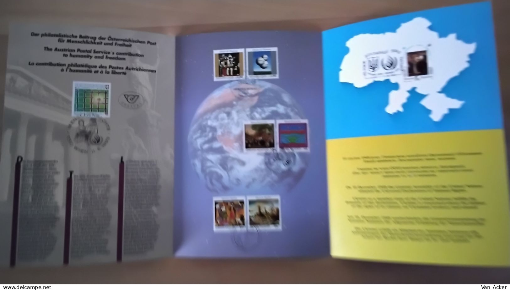 UNO Souvenir Folder 1993. - Lettres & Documents