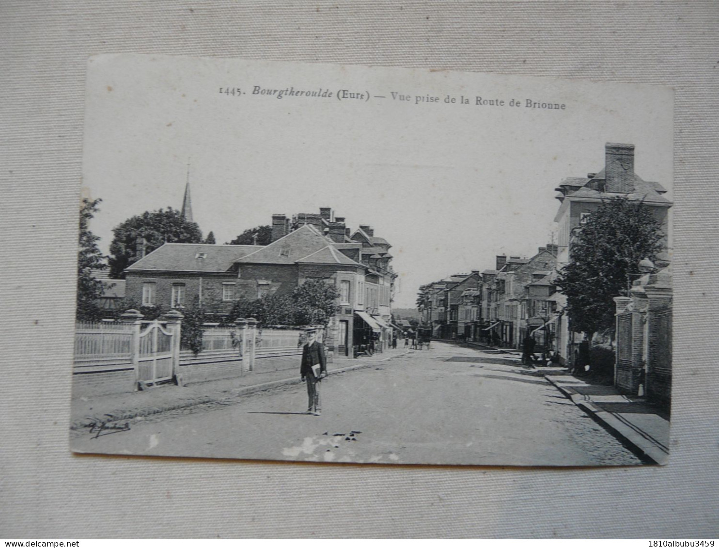 RARE - CPA 27 EURE : BOURGTHEROULDE : Vue Prise De La Route De BRIONNE - Bourgtheroulde